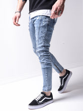 Load image into Gallery viewer, Distressed Washed Jeans